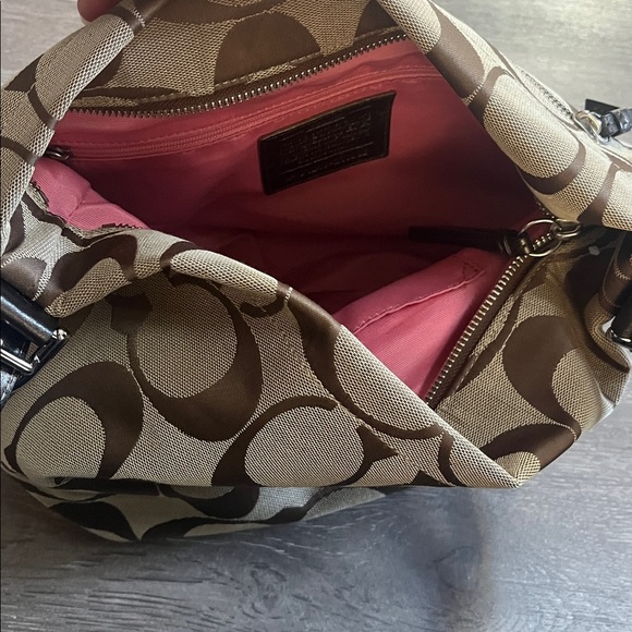 Coach Signature Shoulder Bag - Picture 6 of 10